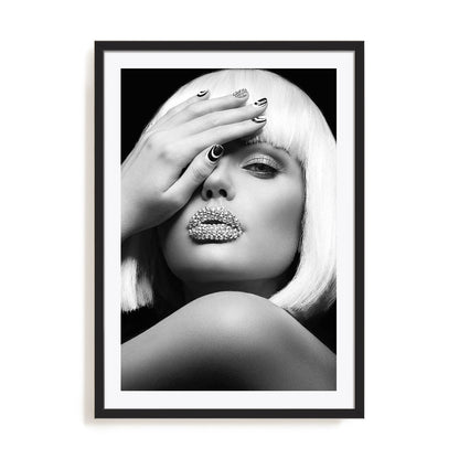 Diamond Lips BW