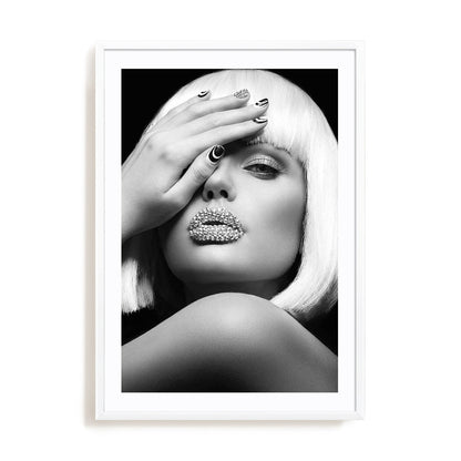 Diamond Lips BW