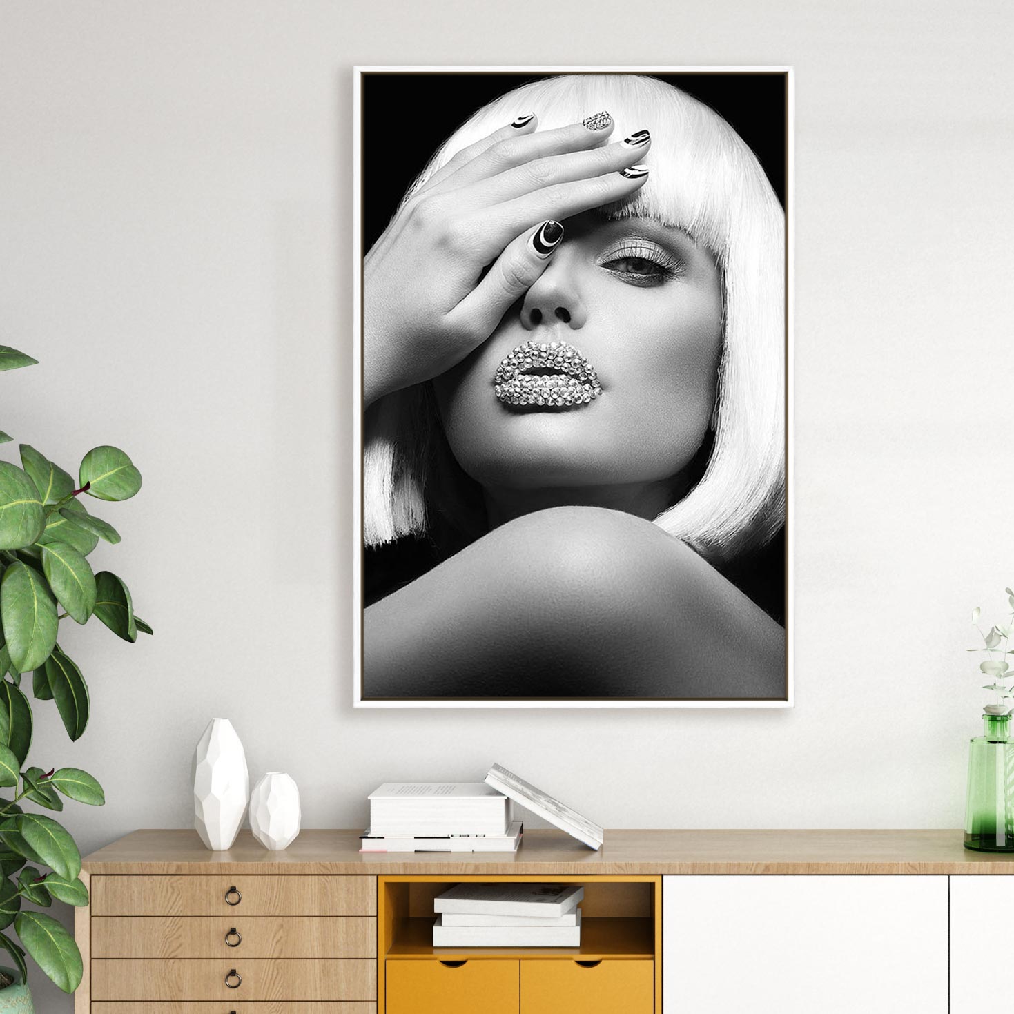 Diamond Lips BW