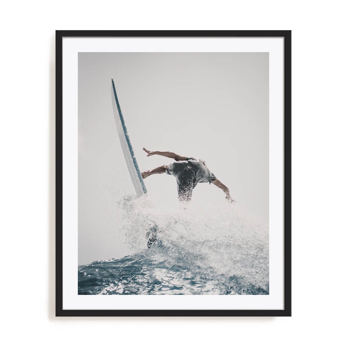 Breaking The Waves Wall Art